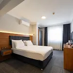 Maltepe Manhattan 3*