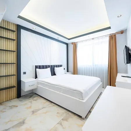 ホテル Maltepe Manhattan 3*