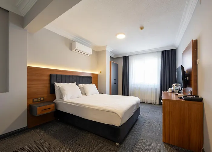 Maltepe Manhattan 3*