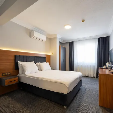 Maltepe Manhattan 3*