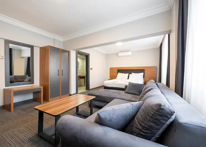 Maltepe Manhattan 3*