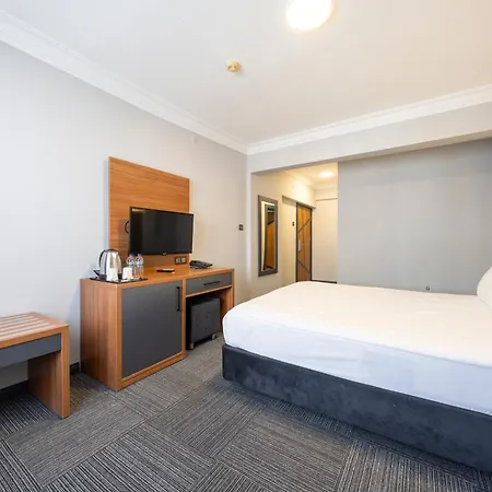 Ξενοδοχείο Maltepe Manhattan 3*